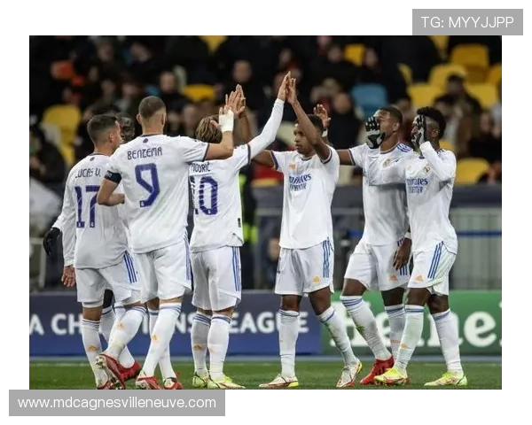 维尼修斯 vs 大罗：天赋差距如何体现