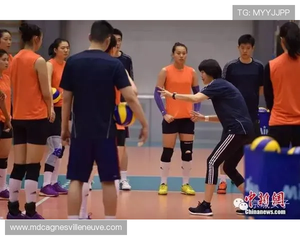 蔡赟当年训练完直接睡球馆，老婆探班带饭都找不到人